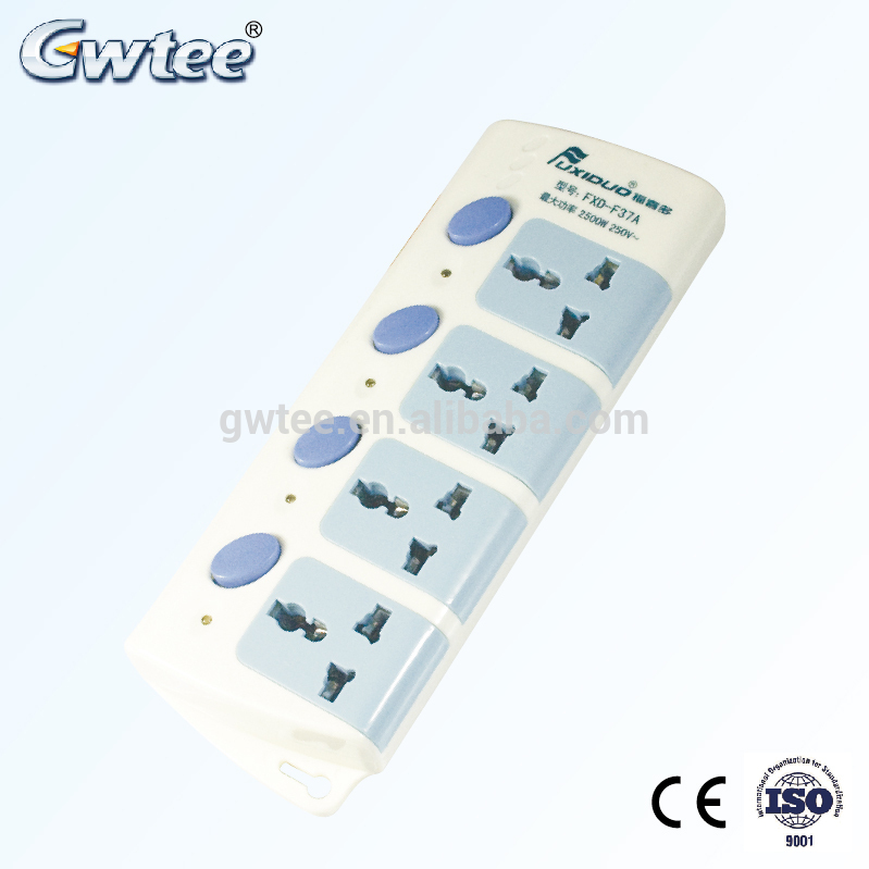 Universal electric extension socket/outlet