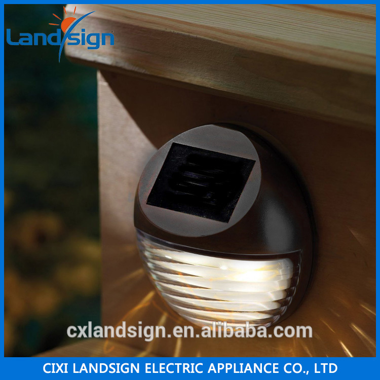 high quality outdoor garden use bright round waterproof deck step light solar fence light