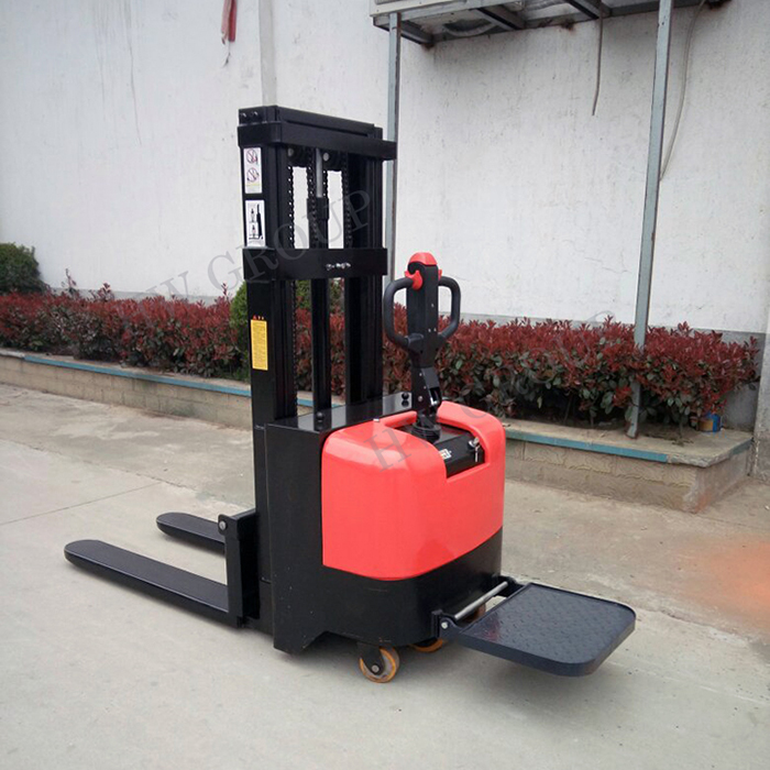 1500kg capacity semi electric operated pallet stacker