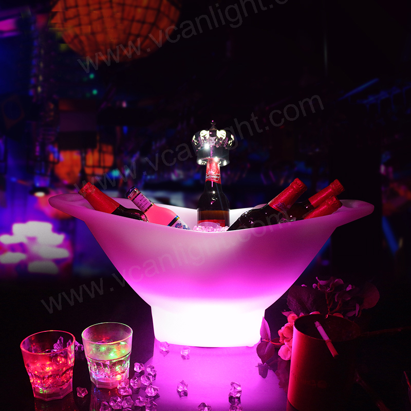 2017 New waterproof outdoor rechargeable led light ice bucket for bar