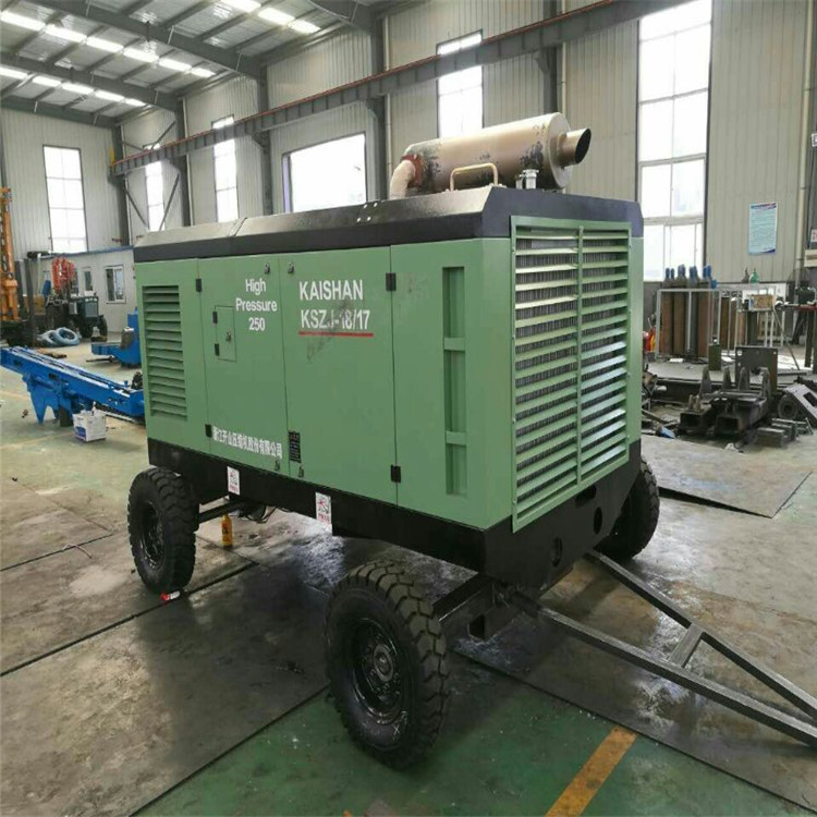 screw diesel  engine wheel type  air compressor