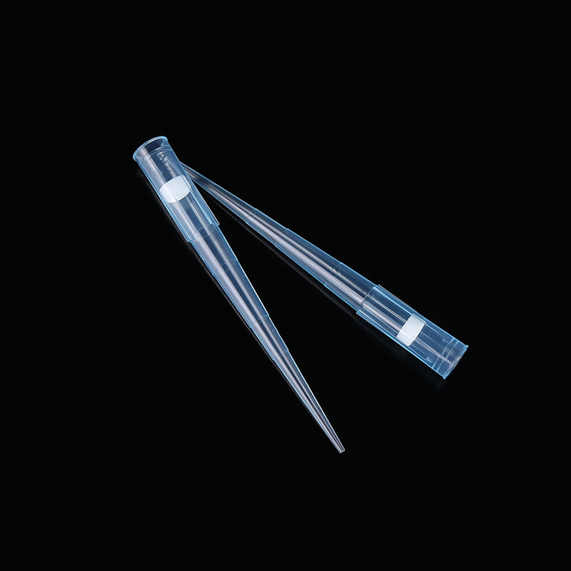 White 10ul lab testing consumable micro pipette tip