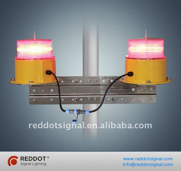 Solar powered LED double red flashing aviation obstruction lights with mouting kits