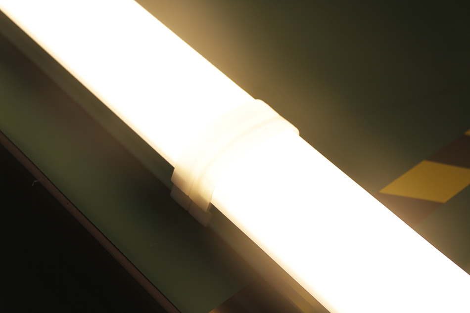 IP65 2835smd led tri-proof lamp, 1.2m vapor tight linear light