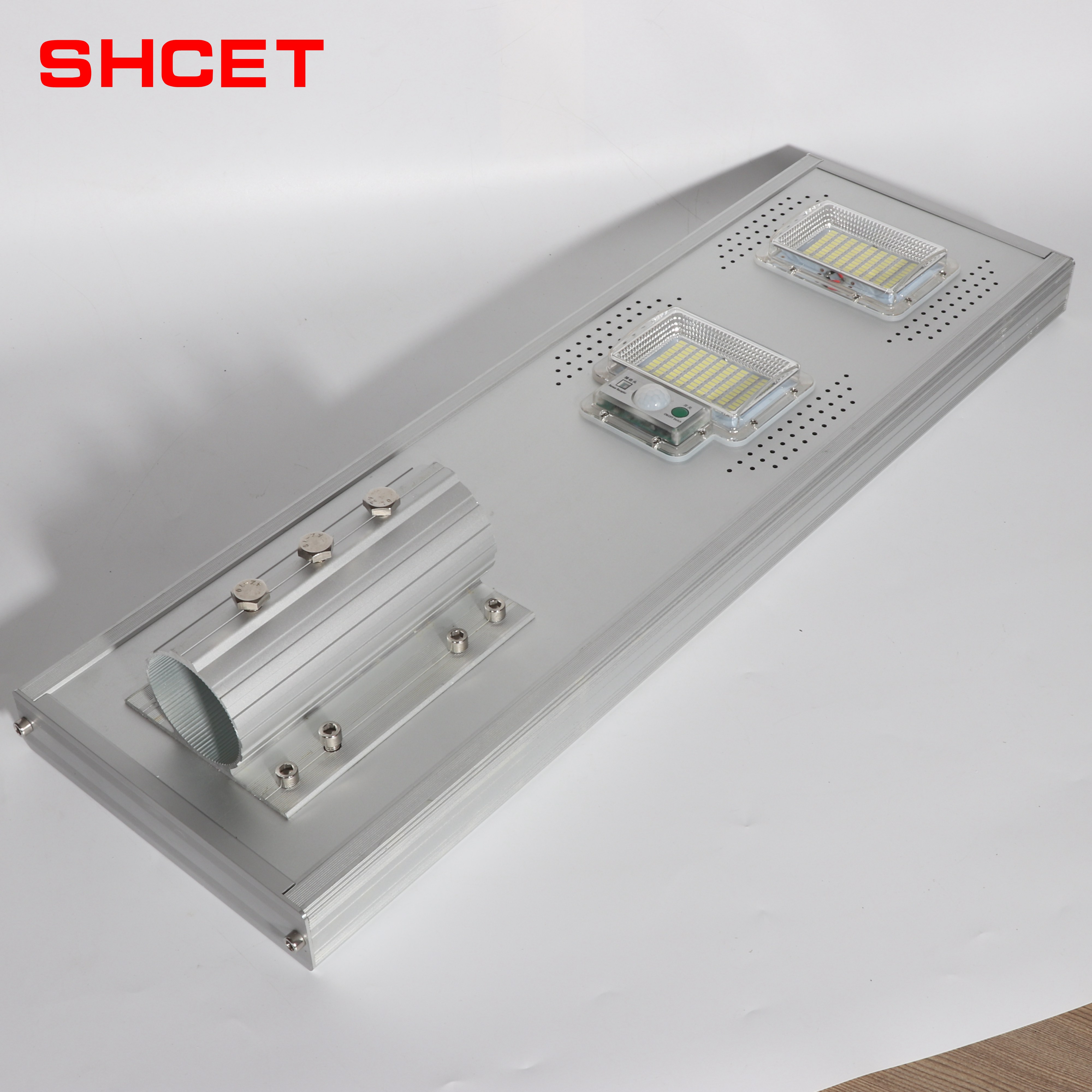 Hot Sale Low Price Cobra 80 Watt LED Solar Street Light 20watt