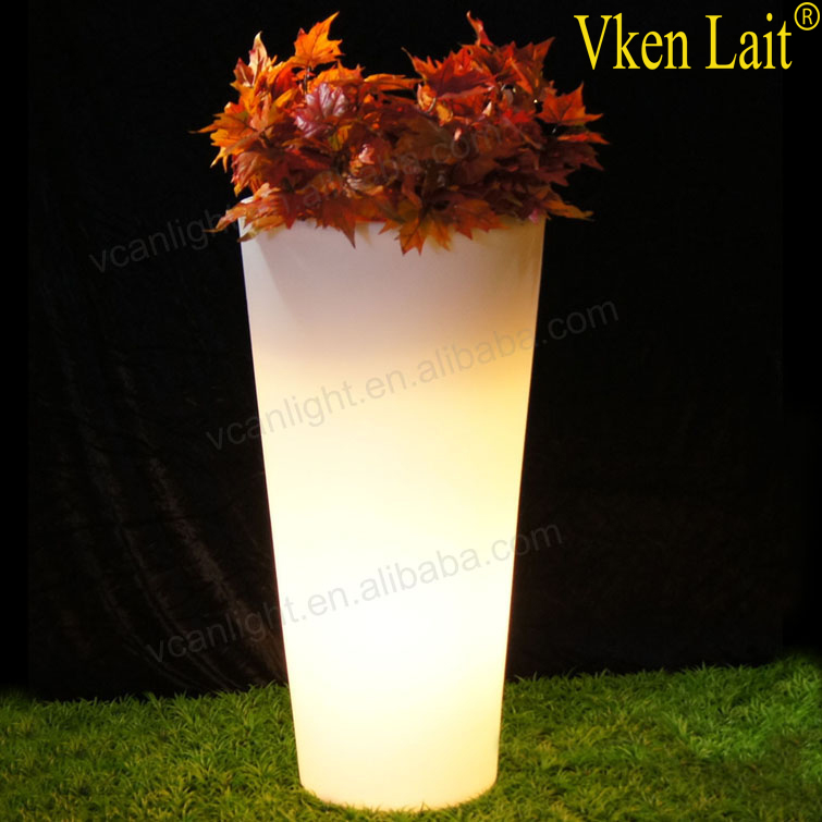 remote control and Rechargeable Outdoor Plastic LED flowerpot Furniture VC-F3838