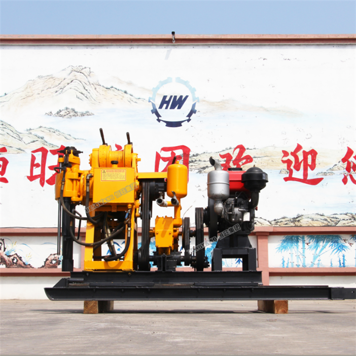 The latest small portable hydraulic 200 meters mine borehole water well core drilling rig