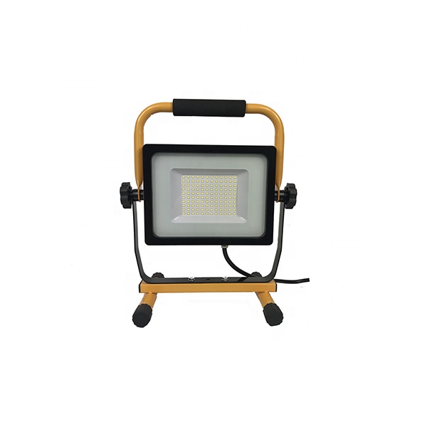 7000 lumen led work light 70W IP65 led flood light with portable and cable 7000lm stand led flood light