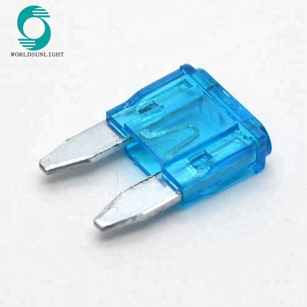 Small Size Blue plug in type Blue 15Amp Car Auto Boat Blade Fuse