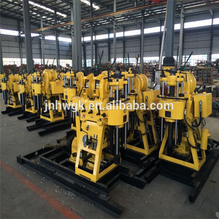 Trailer portable rotary tractor mounted water well drilling rig