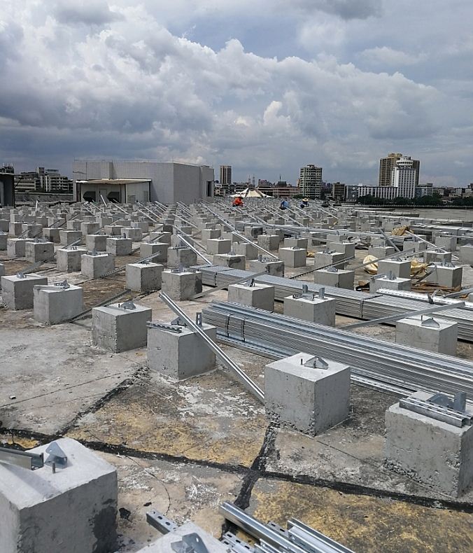 Solar Mounting Rack Framed or Frameless Pile Ground Mounting System in Solar Panel System