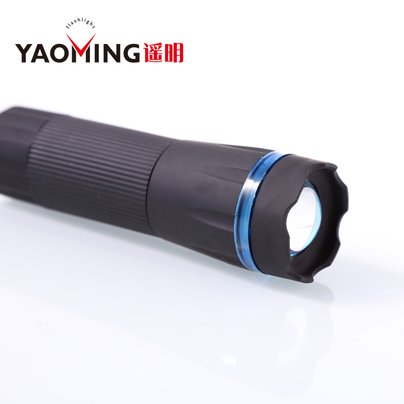 1W powerful led flashlight colorful promotional Zoom flashlight with color ring for camping