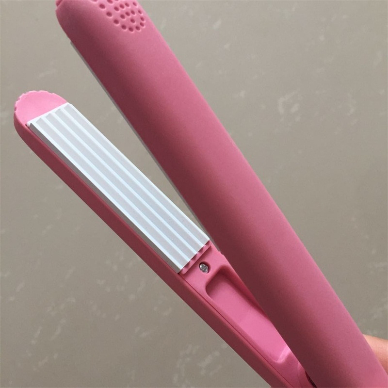 Hot Sale Mini Hair Straightener Ceramic Curling Iron Corrugate Hair Iron Styling Tools With EU Plug