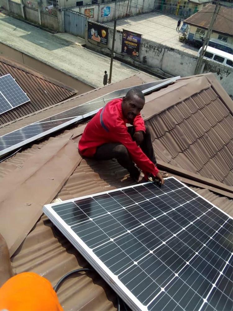 home power solar panel system with 305w solar panel