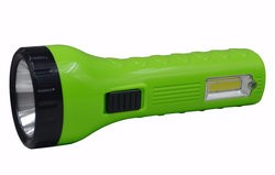 2017 new design Yuyao cheap plastic led rechargeable torch