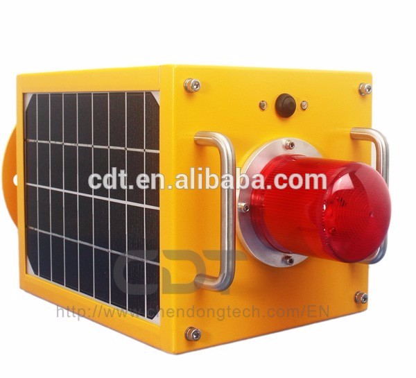 Tower obstruction warning light with low intensity Solar type low consumption of 5w aviation light