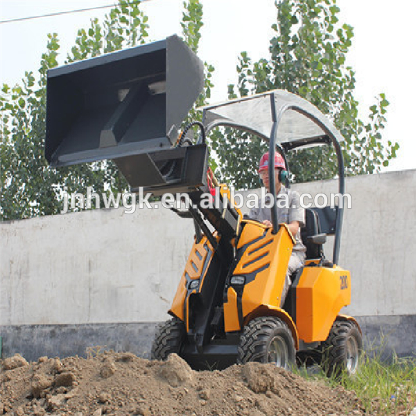 HW-200 Wheel Type Mini Digger Suitable For Indoor Work