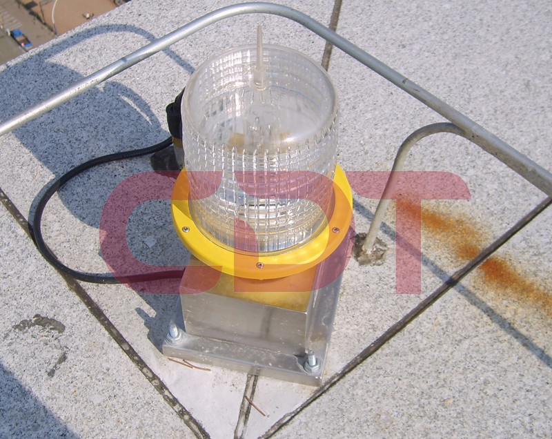 CM-HT12A AIRPORT/HELIPORT STROBE BEACON