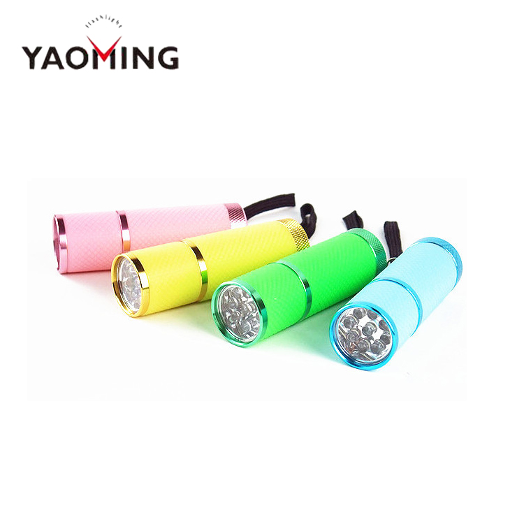 Ultra Bright Pocket Light Promotional Gift LED Torch 9 LED Noctilucent Rubber Flashlight