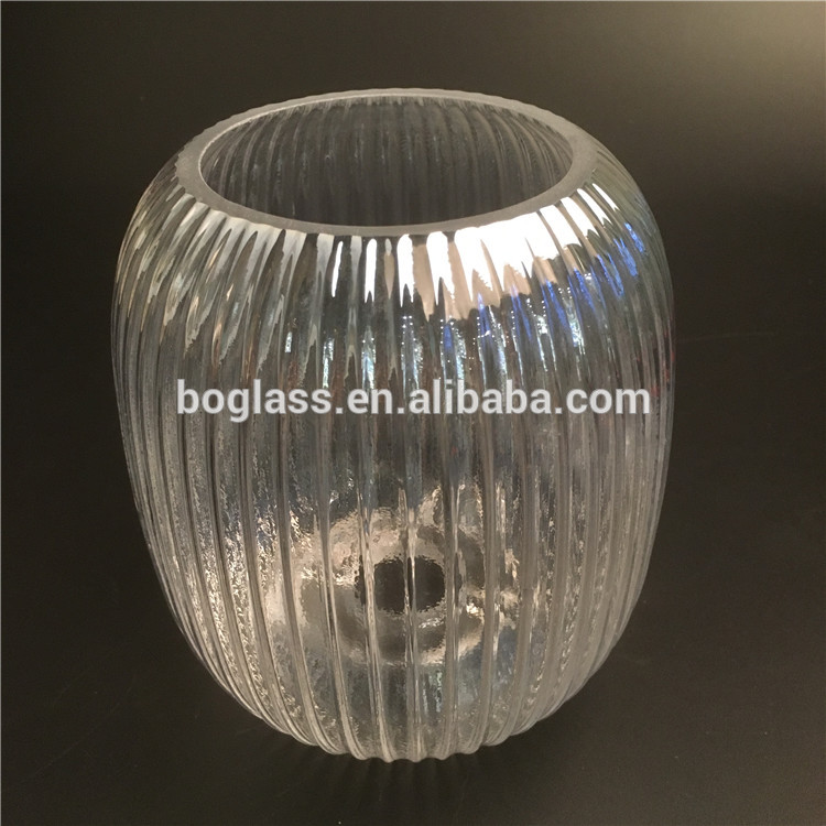 OUTSIDE STRIPE GLASS SHADE WITH FITTING HOLE