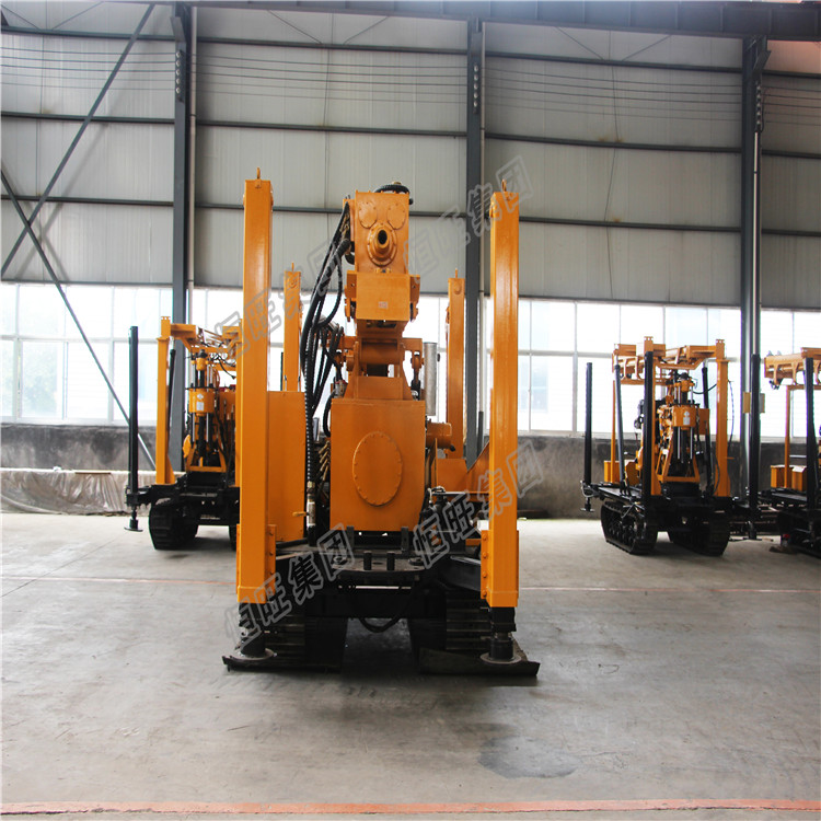 crawler mounted water well drilling rig for sale in japan Hydraulic Drilling Rig