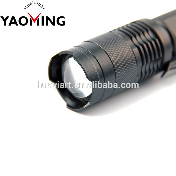 Japanese Torch Lamp 800lm Adjustable Led Flashlight Torch Zoomable