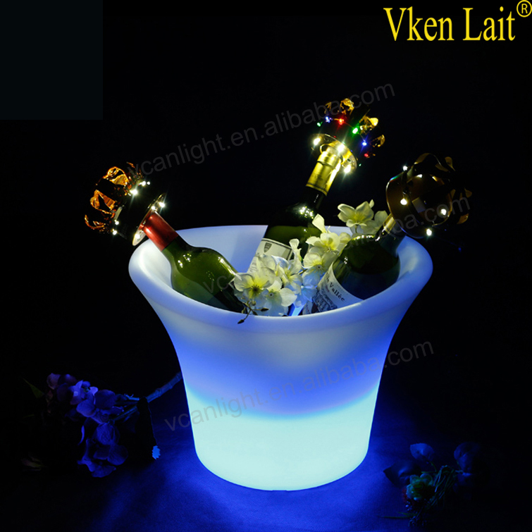 2016 new fashion colours change led light ice bucket barware