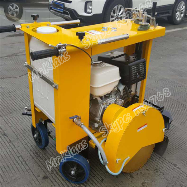 Manhole Cover Cutting Machine/Concrete Pavement Cutter/Asphalt Road Crack Cutter