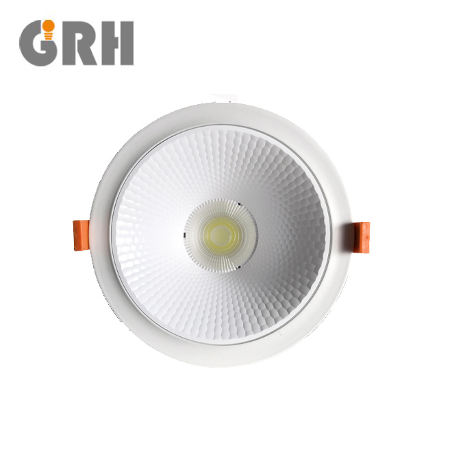 15w downlight that can be moved up down left right