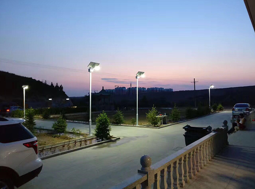 new design 40W waterproof IP65 motion sensor light PWM controller outdoor led solar bat light led street light