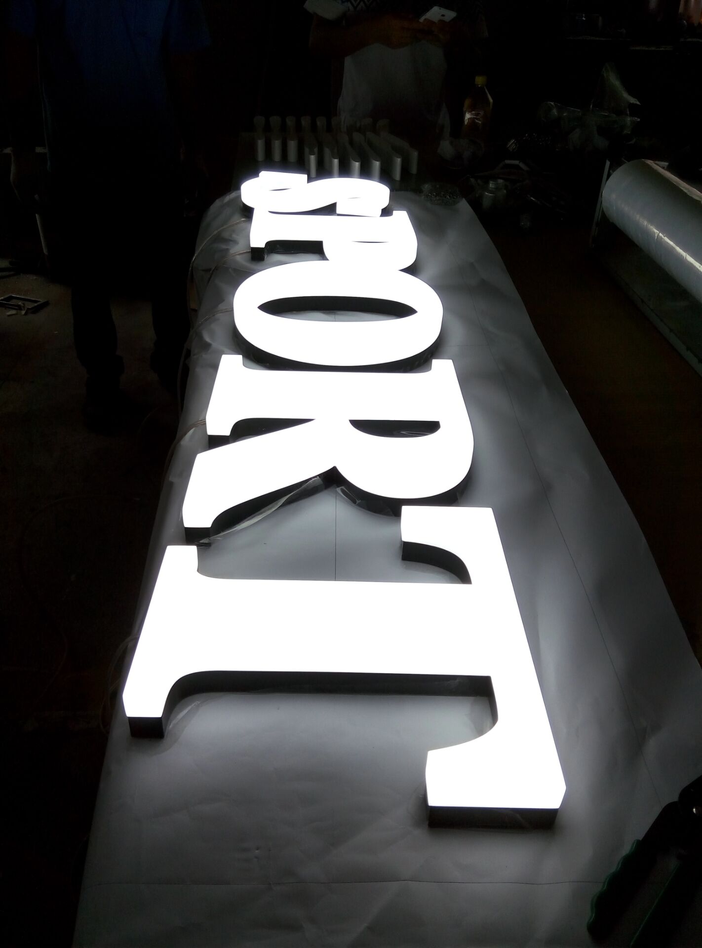 Custom outdoor 3d acrylic led letter logo sign aluminium channel letter sign