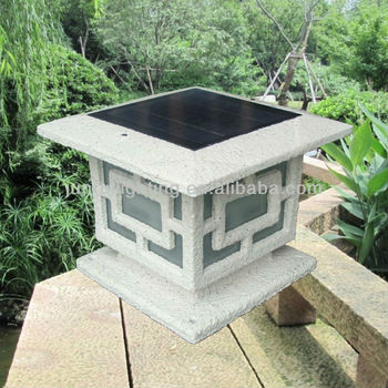 Outdoor solar gate lamp courtyard led 4w super brightness solar post light, classical style China Manufacturer ip65