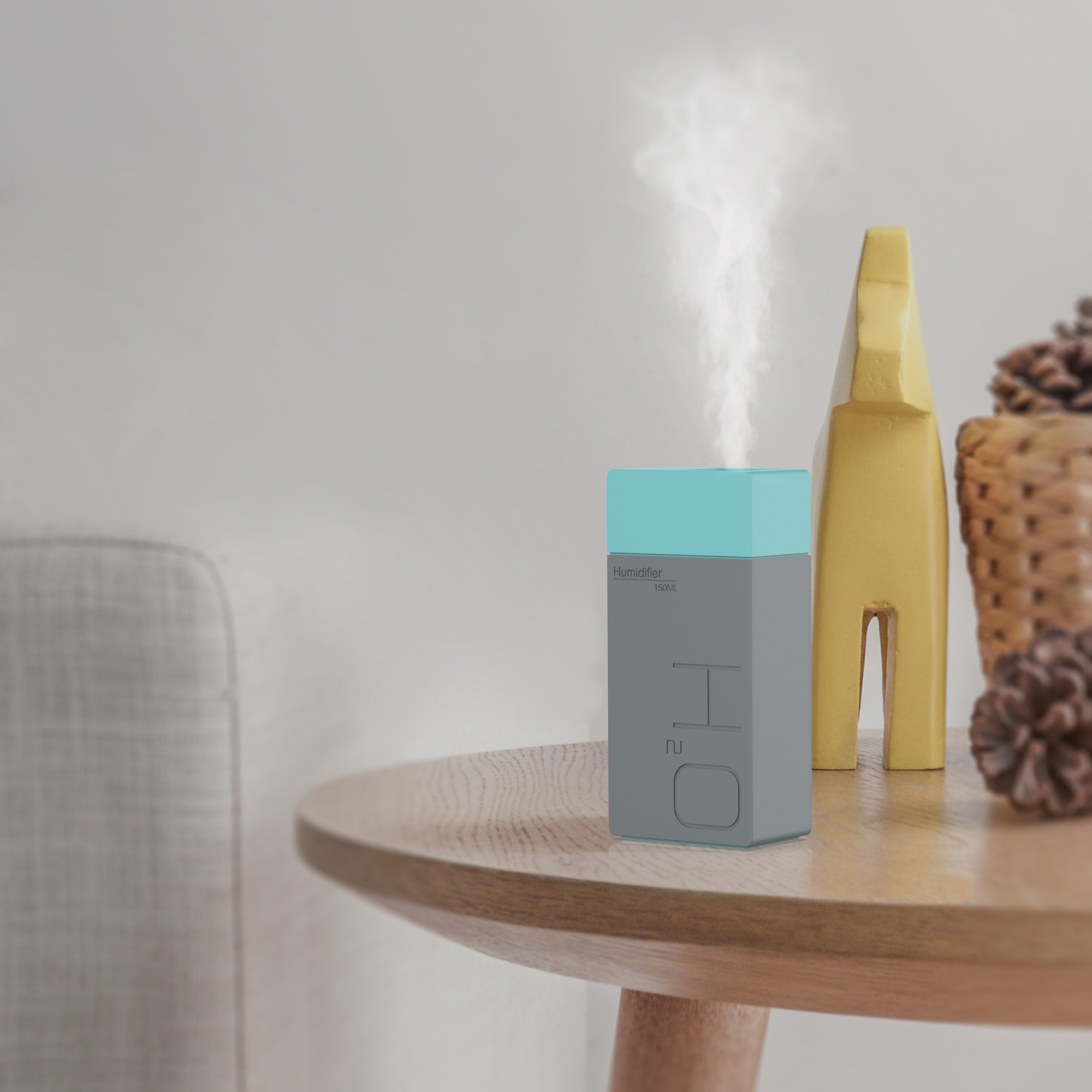 Built-in Lithium Battery Rechargeable Portable 150ml USB Humidifier in Lighter Design Waterless Auto-off