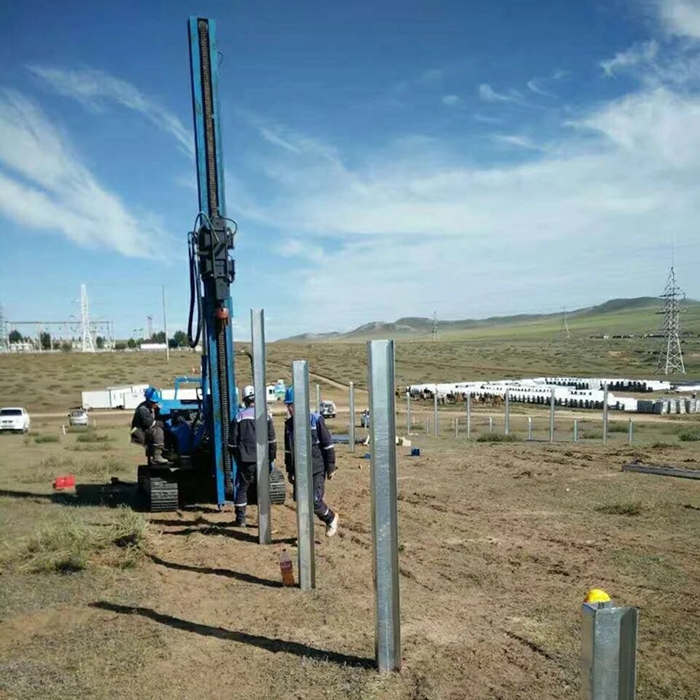 360 degree rotate solar farm pile driver with drilling head