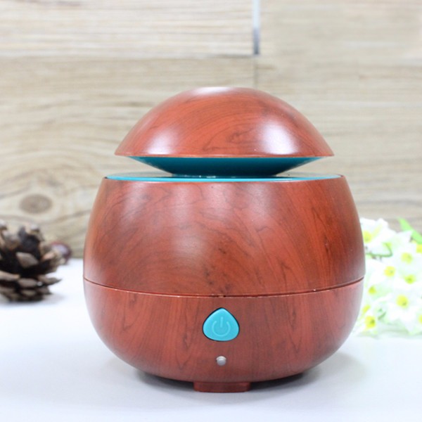 Wooden Grain Humidifier with LED Lamp, Aromatherapy Sprayer Mini USB Car Aroma Atomizer Purifier Diffuser