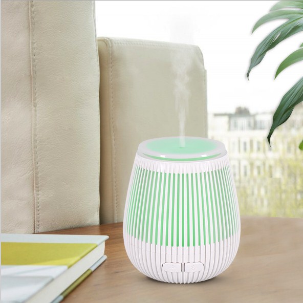 Ultrasonic Air Humidifier Aroma Diffuser, Mini Aroma Diffuser USB, Aromatherapy Essential Oil Diffuser Portable USB Mini