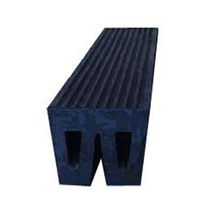 Marine ship dock Type V rubber fender for sale