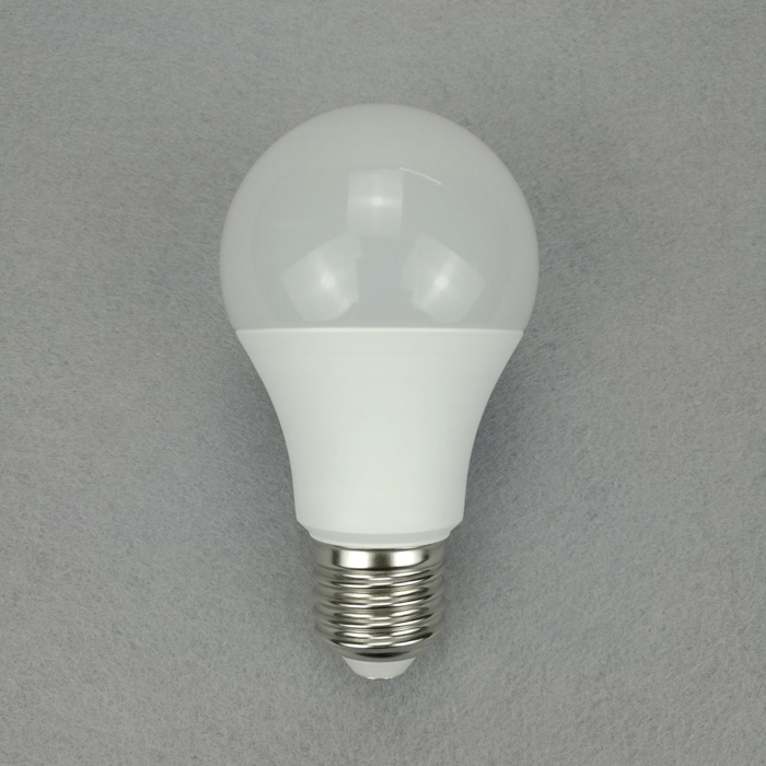 cheap led bulb 9W A60 E27 810lm 3000K 6500K AJP