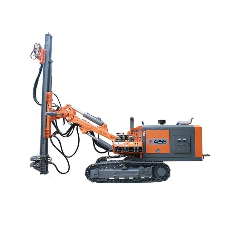 Surface drilling rig for blast hole drilling in construction quarrying open-pit mining