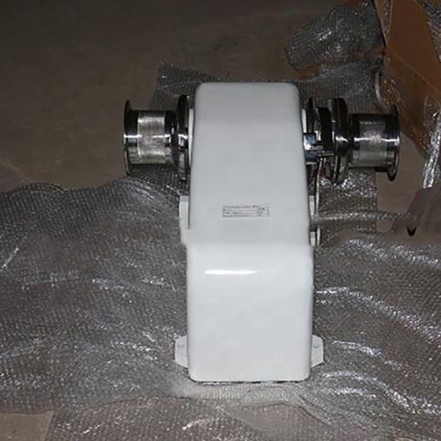 2200W 3PH Two gypsy marine electric horizontal windlass  GB001H