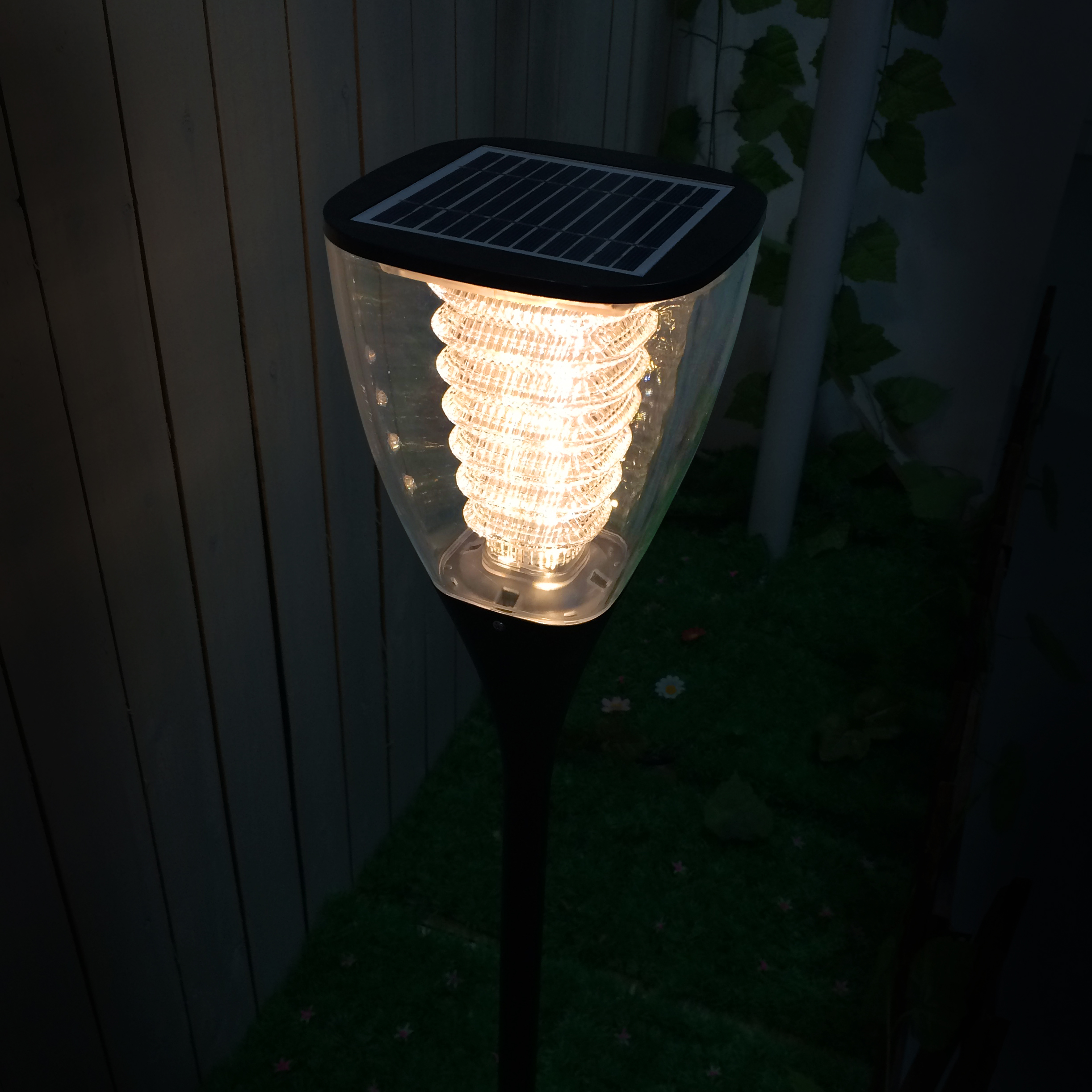 outdoor led waterproof street decoration light solar light pillar