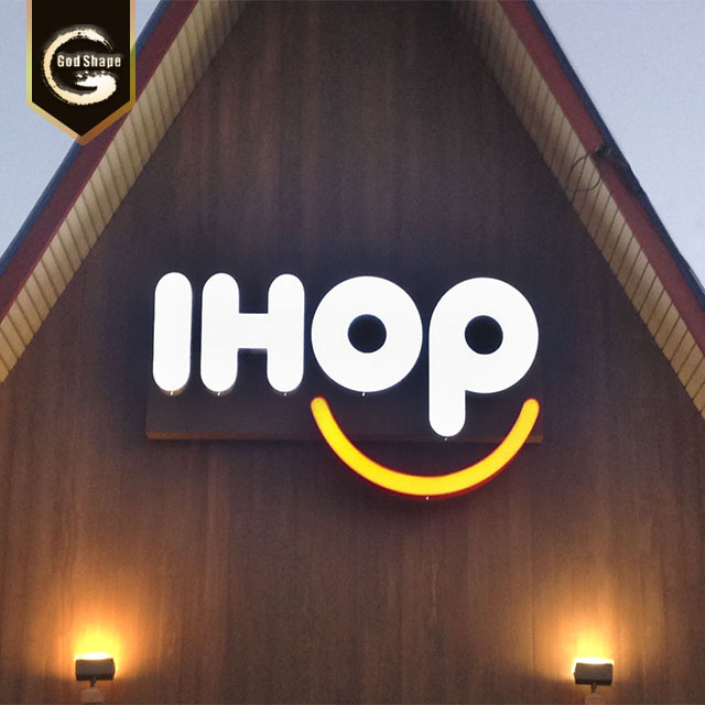 Outdoor china popular LED channel letter sign acrylic led light signage