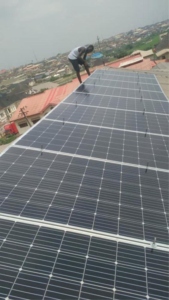 Home use Complete 5kw 220v free energy generator 5000w on grid solar energy system kit Solar panel system