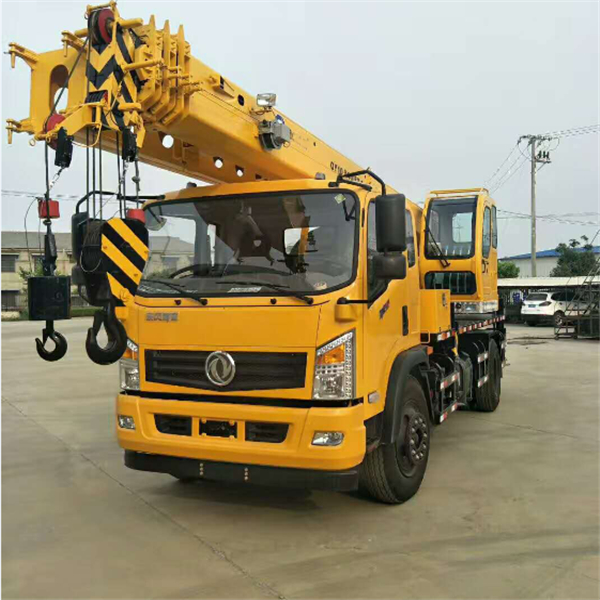 12 ton telescopic boom truck mounted crane for sale