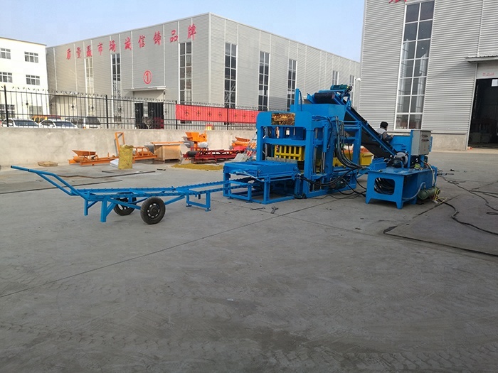 hydraulic full automatic mobile clay interlocking brick machine