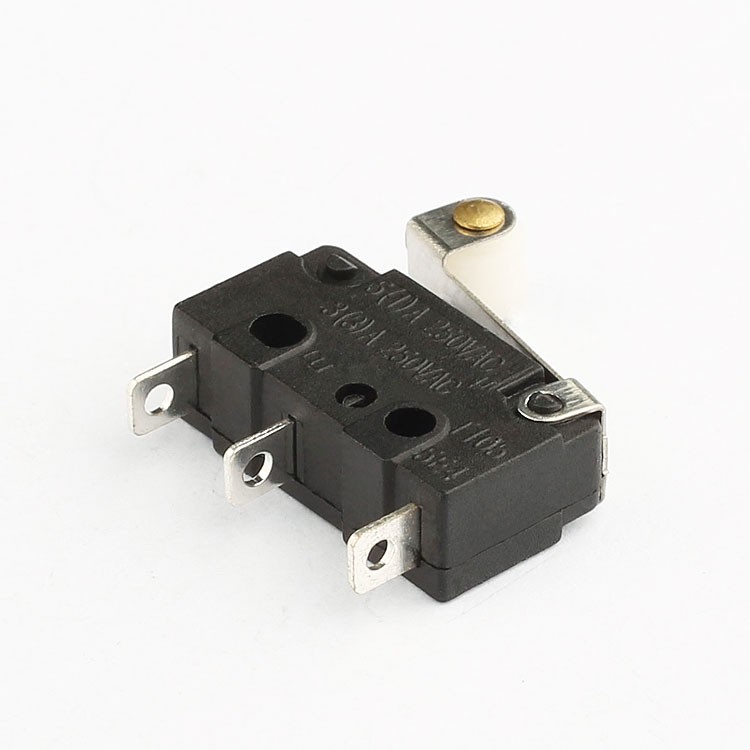 Factory price free sample spdt 3 pin  16a 250v latching micro switch