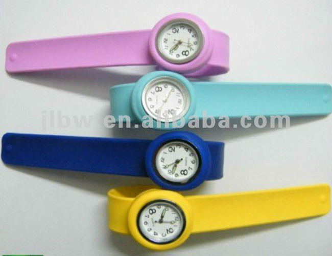 Wholesale Cheap LED Silicone Kid Wristband Watch Slap Band Watch