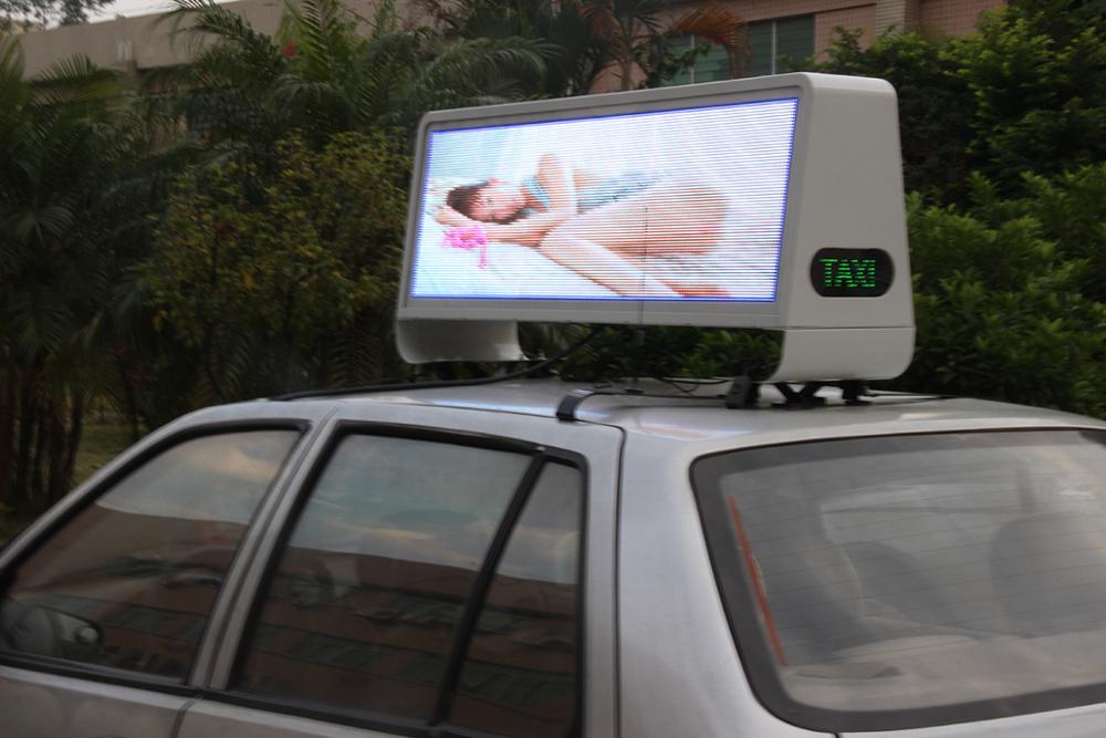 Wholesale P5 Double Sided IP65 Programmable Outdoor Use Car Roof LED Display with USB Control, 3G/4G/WIFI Control Optional