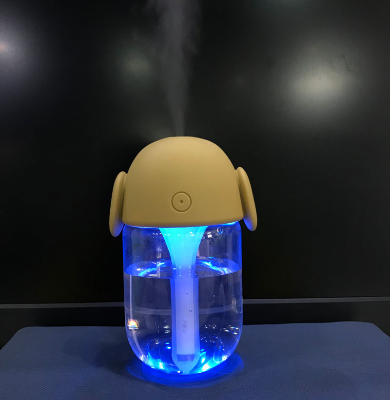 New Arrival 2019 Trending Amazon Mini 200ml USB Humidifier Air Freshener for Car Home Office