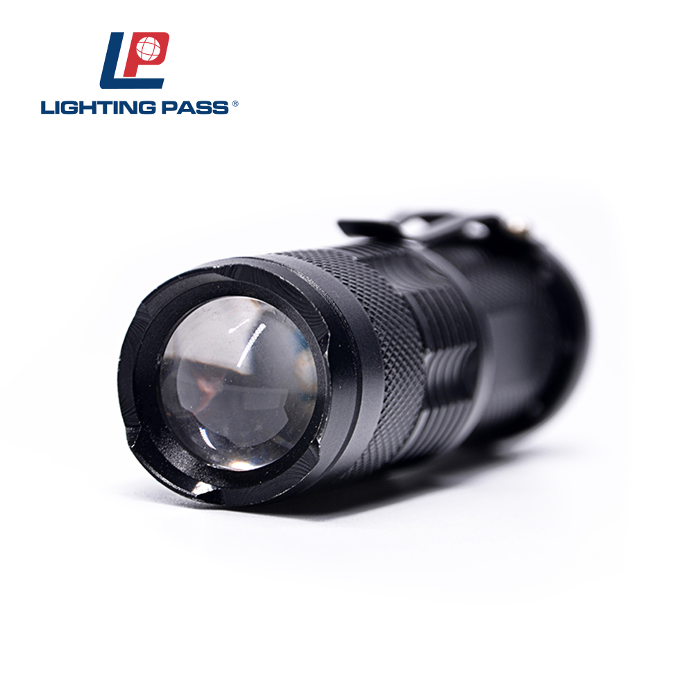 high power UV LED Adjustable Focus Flashlight for Indoor/ Outdoor Using